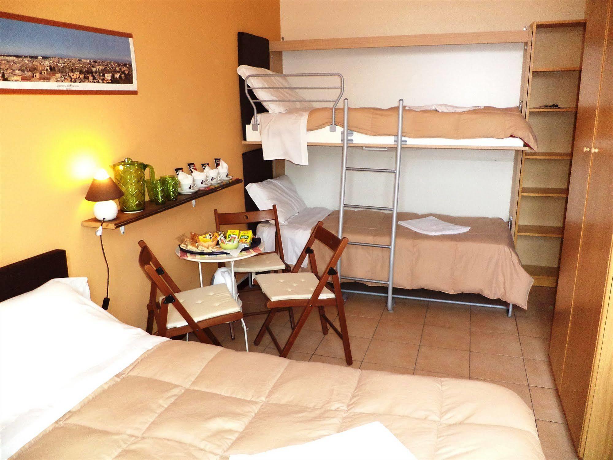 Enjoy Roma Bed & Breakfast エクステリア 写真