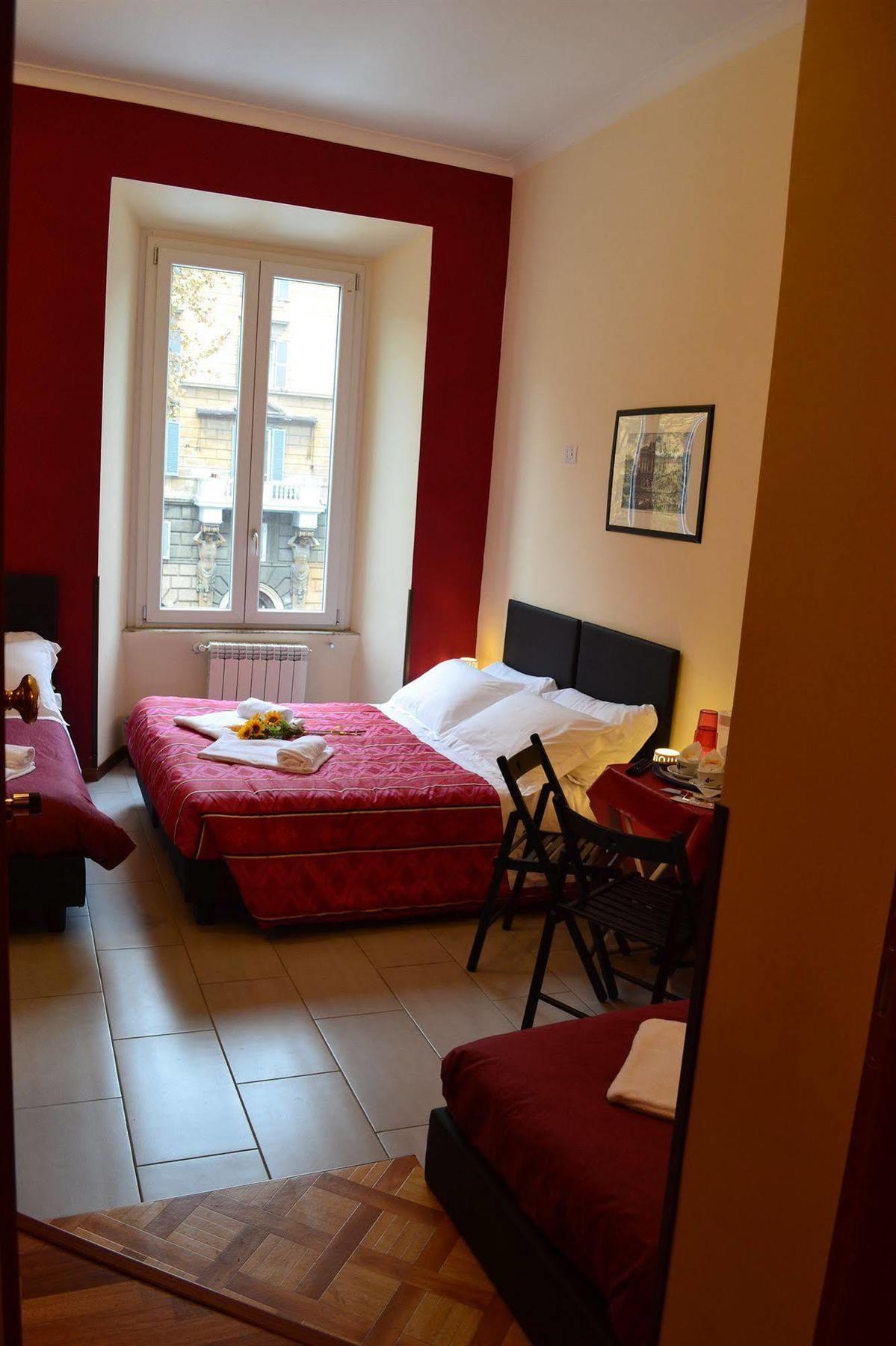 Enjoy Roma Bed & Breakfast エクステリア 写真